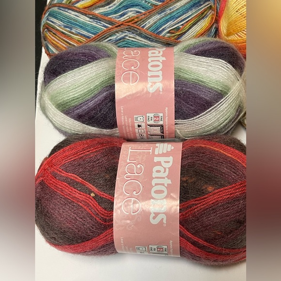 Lots of Crochet Yarn Acrylic Mohair, Etc. - Picture 4 of 11